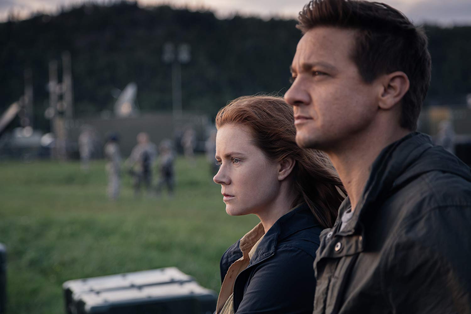 Louise and Ian contemplate things in Arrival